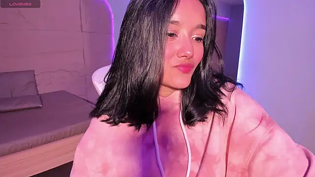 HannahMontgomery online show from January 2026 05:56:01 AM