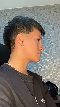 Milan Bach online show from April 2026 11:43:02 PM