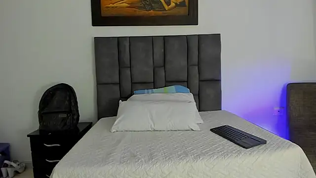 wyatt 3 online show from January 2026 12:07:01 PM