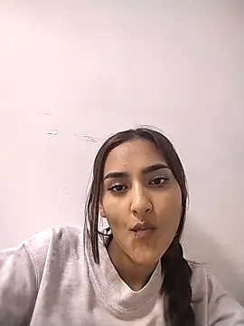Snapshot of emilyvalencia_1 chatting on April 2026 05:43:01 AM emilyvalencia 1 online show from April 2026 05:43:01 AM