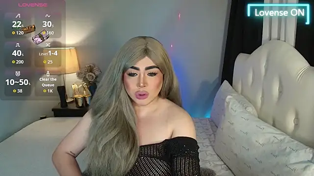 Snapshot of Unforgettable_Maria chatting on May 2026 03:33:02 AM Unforgettable Maria online show from May 2026 03:33:02 AM