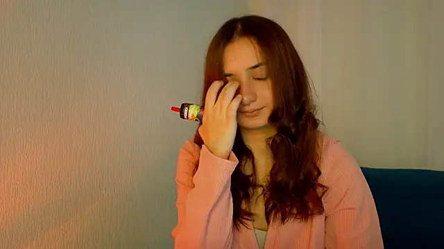 Lelia Vibe online show from October 2025 12:38:02 PM