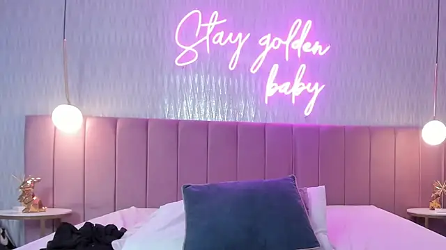 HANNA BASTIAN VC online show from October 2025 04:16:02 PM