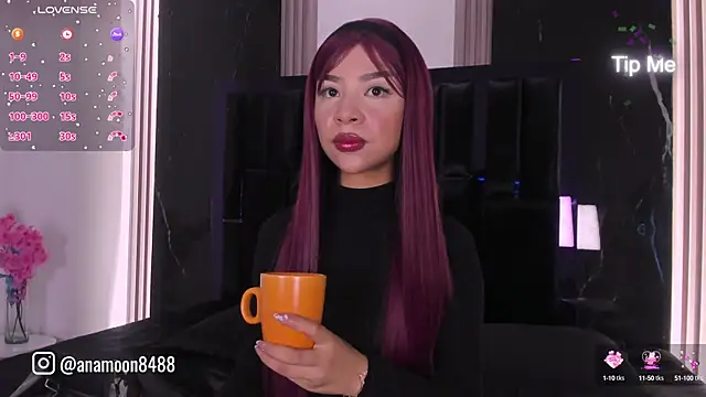 jennie whitee online show from September 2025 12:05:01 PM