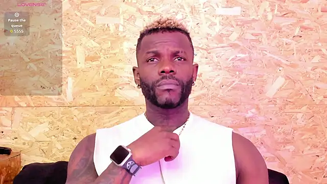 santiblack7 online show from November 2025 02:47:02 AM