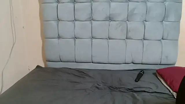 curveAss222 online show from December 2025 06:36:02 PM