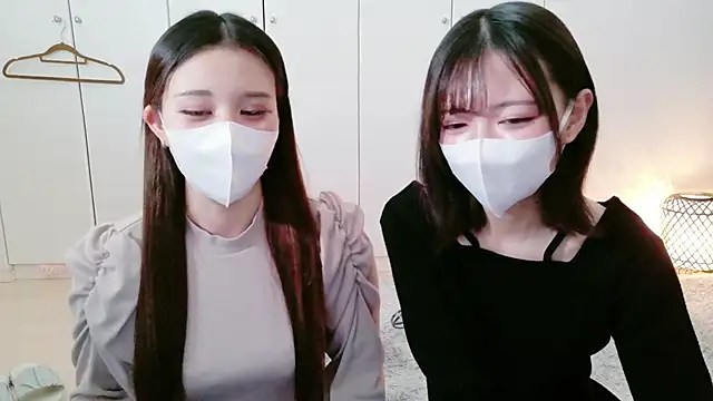 Azusa DoMybest online show from March 2026 06:39:01 AM