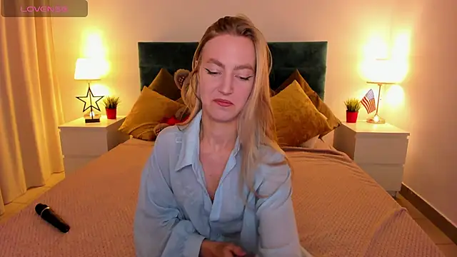 mishapallmer online show from September 2025 05:34:02 AM