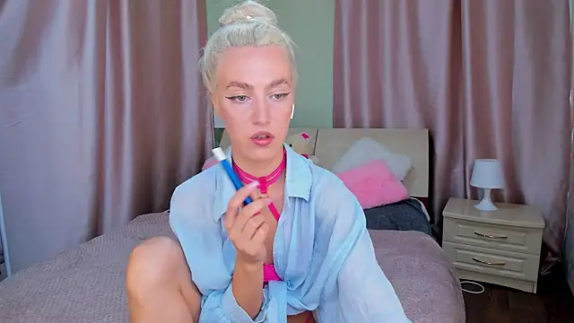 mishapallmer online show from July 2026 06:16:02 AM