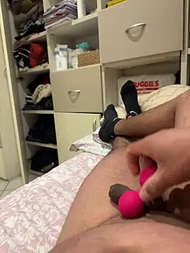 Snapshot of Rodrigopraba chatting on October 2025 05:49:02 AM Rodrigopraba online show from October 2025 05:49:02 AM