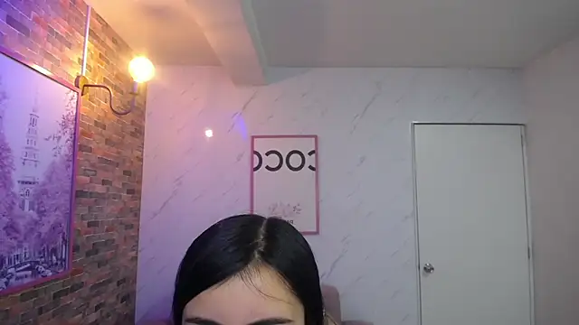 Snapshot of Eilyn_love_b chatting on September 2025 12:43:02 PM Eilyn love b online show from September 2025 12:43:02 PM