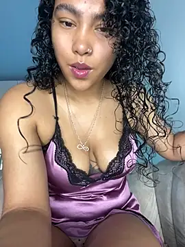 SophieD online show from April 2026 12:36:02 PM