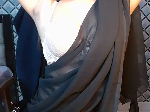 Snapshot of Evahhh4u chatting on April 2026 09:01:01 PM Evahhh4u online show from April 2026 09:01:01 PM