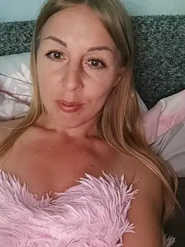 LunaSugarX online show from September 2025 12:41:02 PM