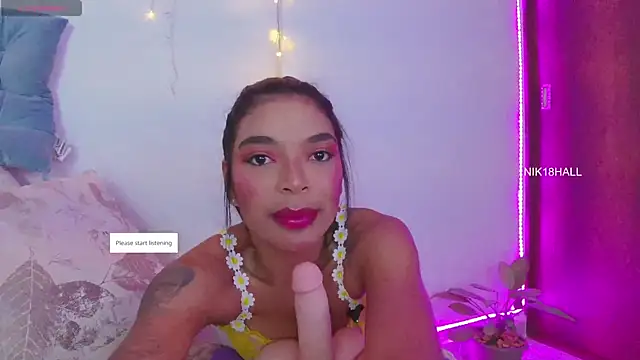 Snapshot of Nicolle_swt chatting on June 2026 11:35:01 AM Nicolle swt online show from June 2026 11:35:01 AM
