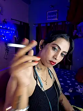 Love Beauty01 online show from March 2026 06:51:01 PM