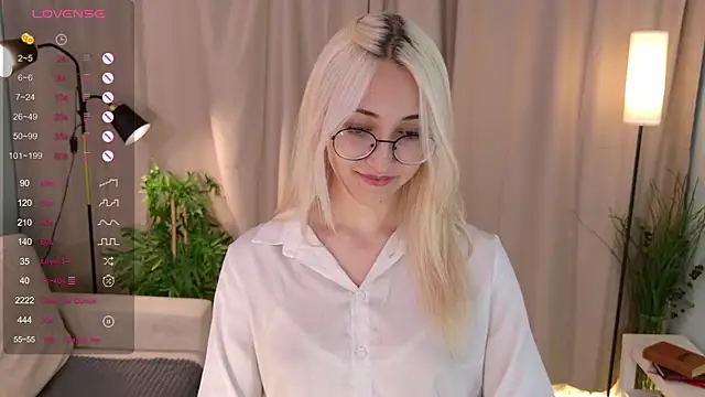 Marry sharp online show from October 2025 09:26:02 PM