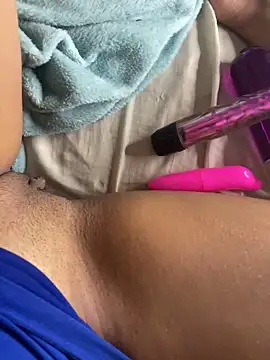 Snapshot of casadinha20 chatting on March 2026 04:07:01 PM casadinha20 online show from March 2026 04:07:01 PM