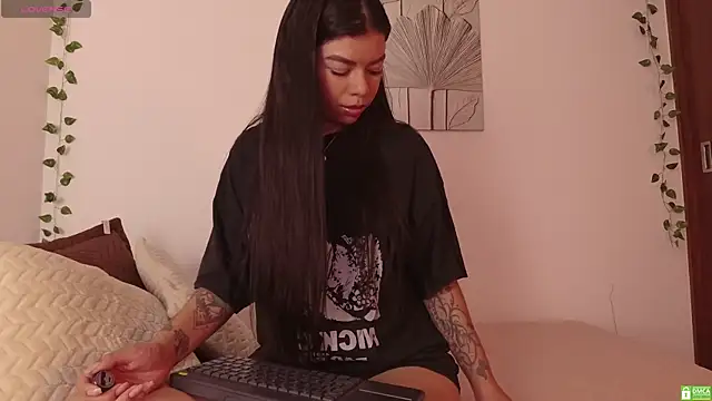 swt helen online show from April 2026 06:59:02 PM