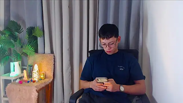 pinkcock froi2305 online show from October 2025 02:26:02 PM