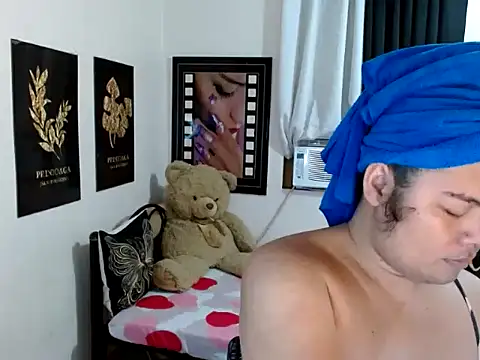 TSbrianaHugeCock online show from April 2026 02:06:02 PM