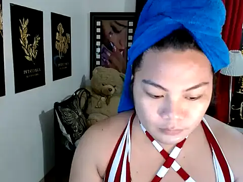 Snapshot of TSbrianaHugeCock chatting on April 2026 01:59:02 PM TSbrianaHugeCock online show from April 2026 01:59:02 PM