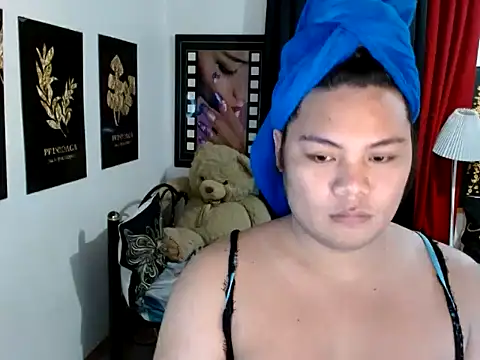 Snapshot of TSbrianaHugeCock chatting on April 2026 01:52:02 PM TSbrianaHugeCock online show from April 2026 01:52:02 PM
