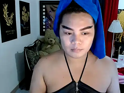 Snapshot of TSbrianaHugeCock chatting on May 2026 10:42:01 AM TSbrianaHugeCock online show from May 2026 10:42:01 AM