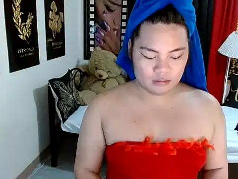 Snapshot of TSbrianaHugeCock chatting on May 2026 03:19:01 PM TSbrianaHugeCock online show from May 2026 03:19:01 PM