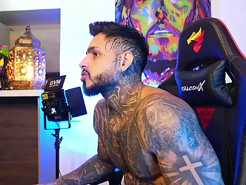 logan hugh8 online show from October 2025 11:36:01 PM