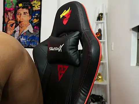 logan hugh8 online show from October 2025 12:33:02 AM