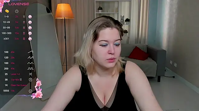 HelenHartt online show from October 2025 01:39:01 AM