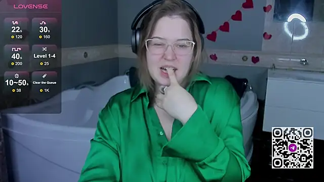 HelenHartt online show from March 2026 08:49:01 AM