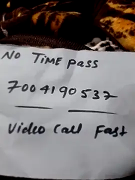 liza-212 online show from December 2025 04:01:02 PM