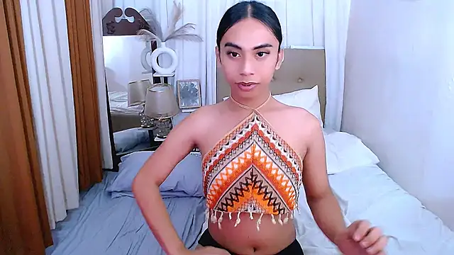 scarlet smith7 online show from April 2026 01:19:01 PM