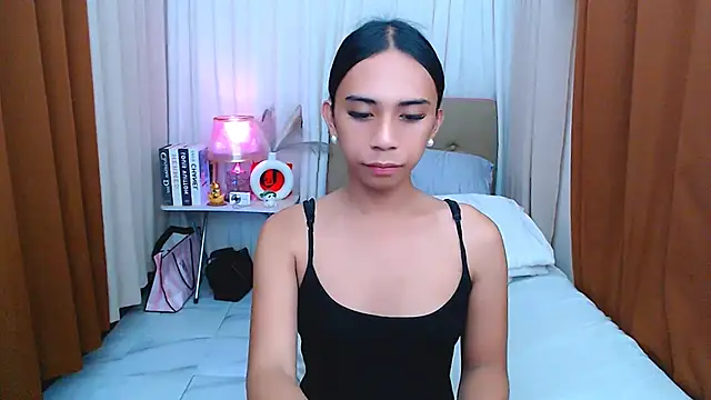 Snapshot of scarlet_smith7 chatting on May 2026 02:24:02 PM scarlet smith7 online show from May 2026 02:24:02 PM