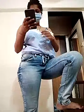 Snapshot of Love_Foreverr12 chatting on October 2025 09:06:02 AM Love Foreverr12 online show from October 2025 09:06:02 AM