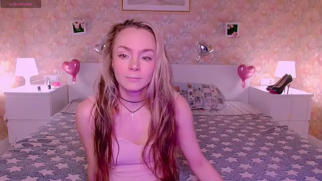 Snapshot of Little_Rockk chatting on June 2026 12:41:02 PM Little Rockk online show from June 2026 12:41:02 PM