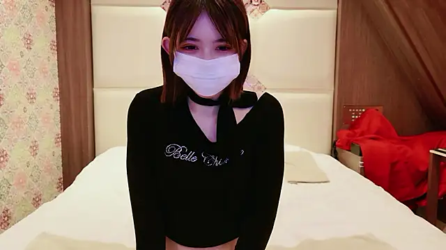 NANA chan 1 online show from October 2025 09:54:01 AM