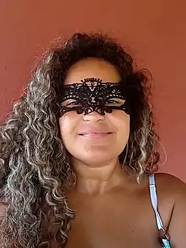 RaphinhaSanches online show from March 2026 01:15:02 PM