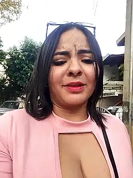 Snapshot of Luciana_r chatting on February 2026 10:03:01 PM Luciana r online show from February 2026 10:03:01 PM