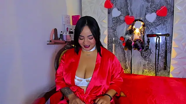 Snapshot of Luciana_r chatting on February 2026 01:31:02 PM Luciana r online show from February 2026 01:31:02 PM