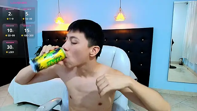 Abraham horny18 online show from September 2025 08:10:01 PM