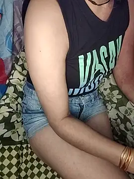 Laila Pahadi online show from November 2025 09:26:01 PM