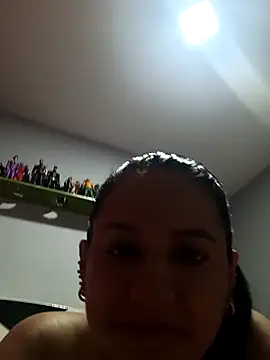 Snapshot of Titiss8921 chatting on October 2025 01:31:02 PM Titiss8921 online show from October 2025 01:31:02 PM