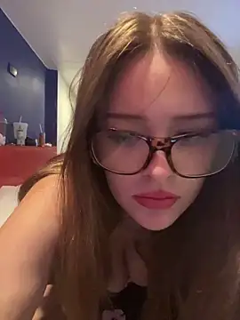 cherryrosealiee online show from March 2026 04:00:02 PM