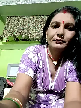 Snapshot of ZIVAA chatting on July 2026 04:17:02 AM ZIVAA online show from July 2026 04:17:02 AM
