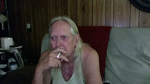 Snapshot of OldLadySara chatting on July 2026 12:57:01 AM OldLadySara online show from July 2026 12:57:01 AM