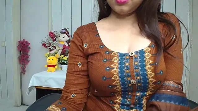 Snapshot of ruby100 chatting on February 2026 01:56:02 PM ruby100 online show from February 2026 01:56:02 PM