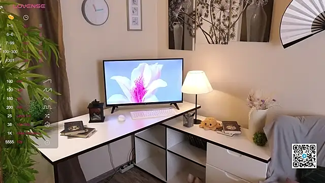 Bonnie Nunez online show from September 2025 10:04:01 PM